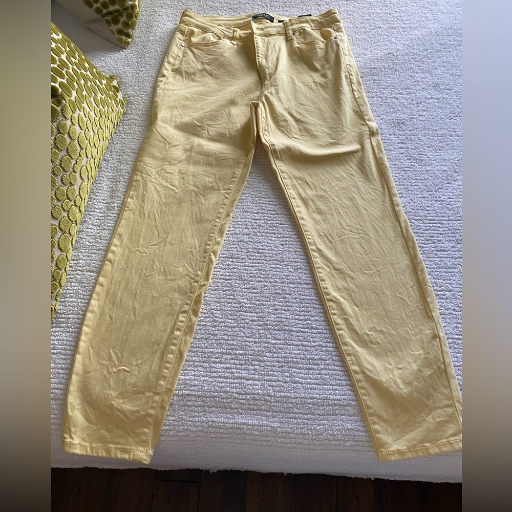 EUC. Buffalo yellow high rise skinny ankle pants